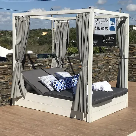 Queens Bed & Breakfast Guia (Faro)